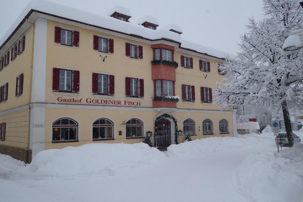 Gasthof Goldener Fisch Лиенц Экстерьер фото